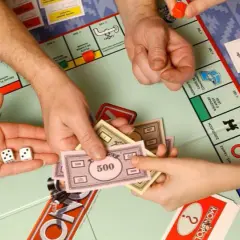 Jak się gra w monopoly - poznaj najważniejsze zasady i rozpocznij rozgrywkę