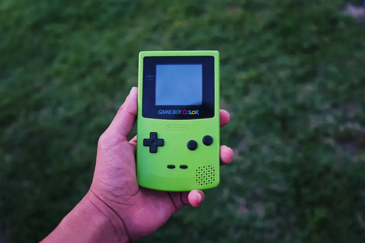 Gdzie kupić stare gry? Odkryj najlepsze miejsca na retro zakupy
